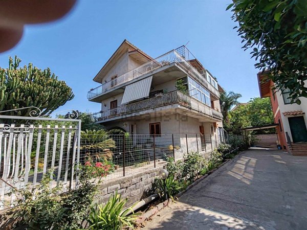 casa indipendente in vendita a Belpasso