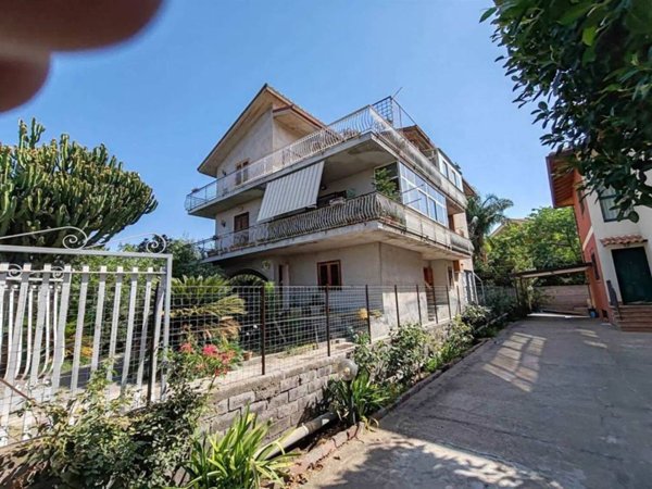 casa indipendente in vendita a Belpasso