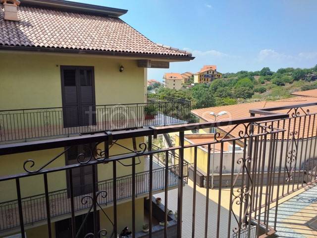 appartamento in vendita a Belpasso in zona Piano Tavola