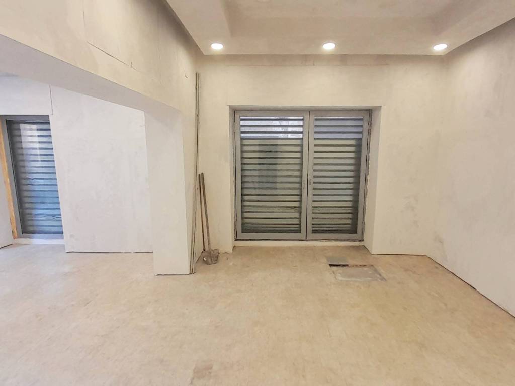 negozio in vendita a Belpasso