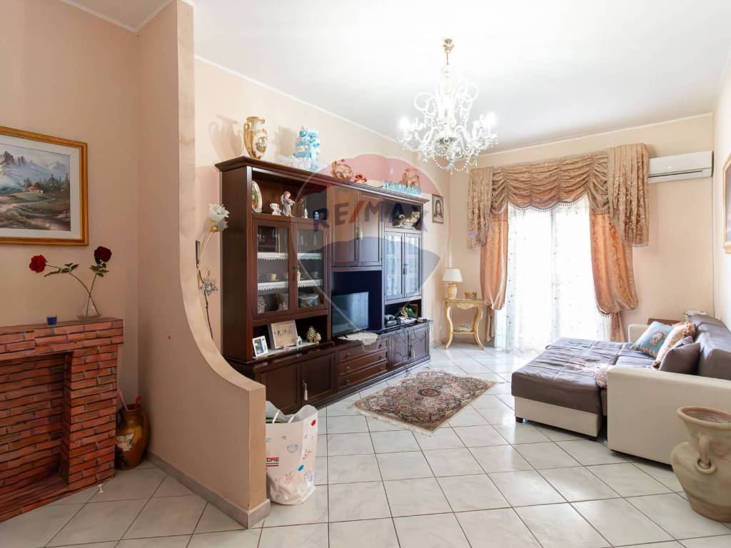 appartamento in vendita a Belpasso in zona Piano Tavola