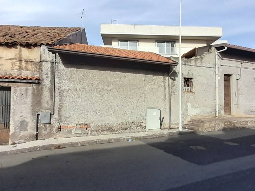 casa indipendente in vendita a Belpasso