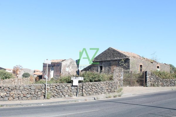 casa indipendente in vendita a Belpasso