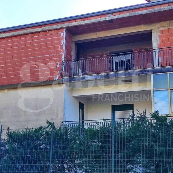 appartamento in vendita a Belpasso in zona Piano Tavola