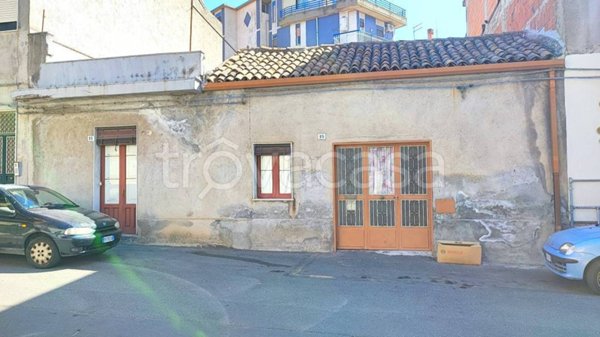 casa indipendente in vendita a Belpasso