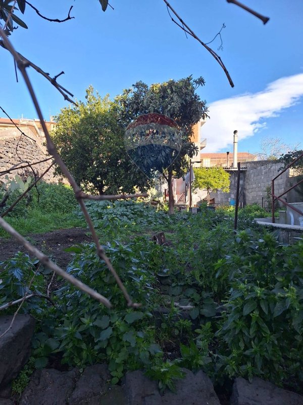 casa indipendente in vendita a Belpasso