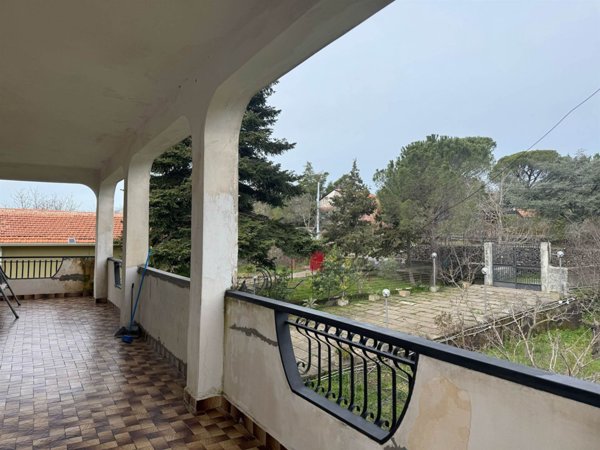 casa indipendente in vendita a Belpasso