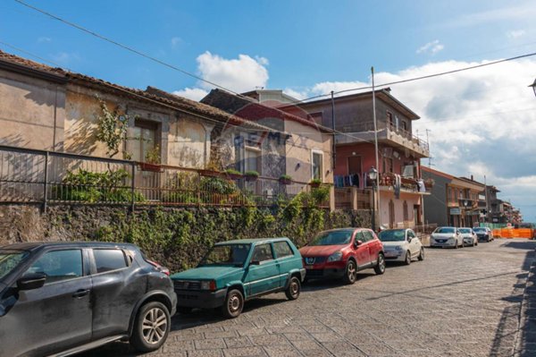 casa indipendente in vendita a Belpasso