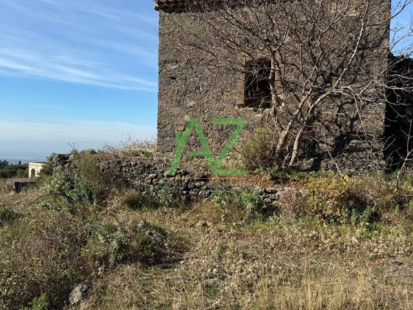 casa indipendente in vendita a Belpasso