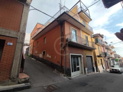 casa indipendente in vendita a Belpasso