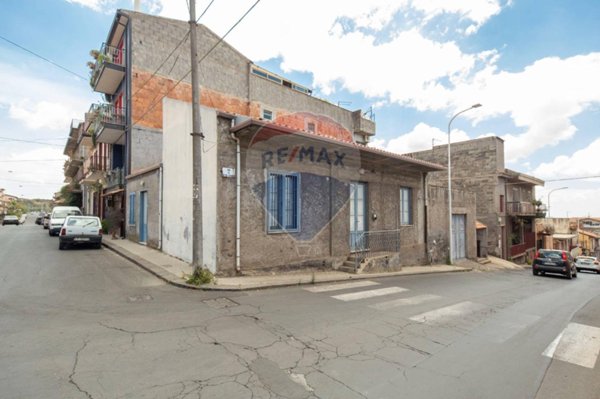 casa indipendente in vendita a Belpasso