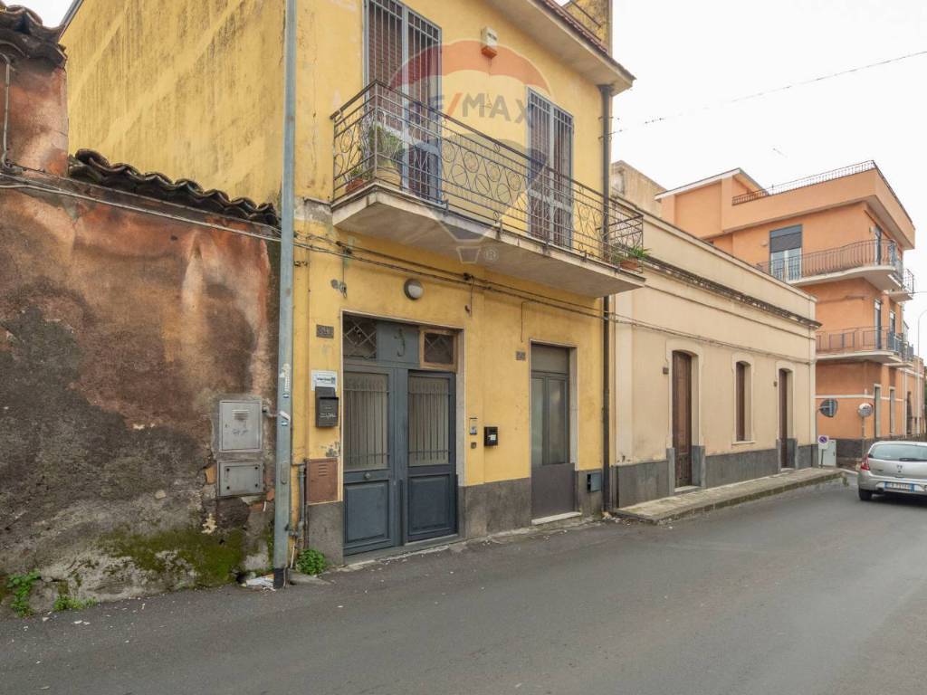 casa indipendente in vendita a Belpasso