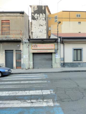 locale commerciale in vendita a Belpasso in zona Piano Tavola