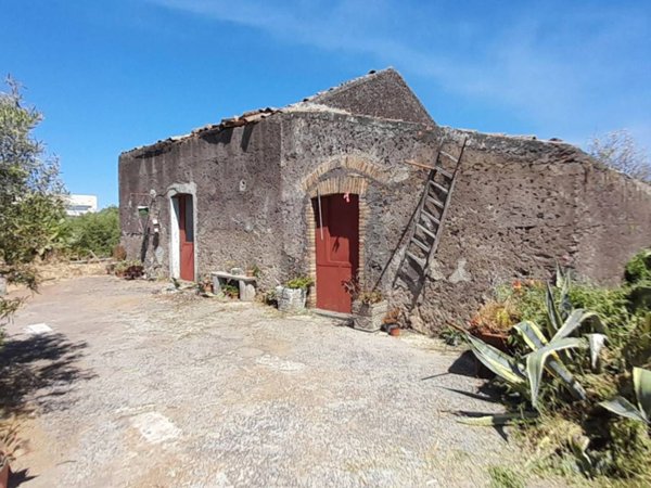 terreno agricolo in vendita a Belpasso in zona Piano Tavola
