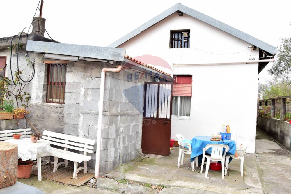 casa indipendente in vendita a Belpasso