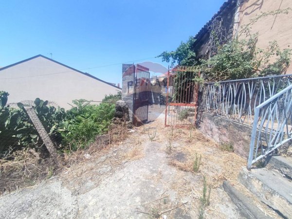 casa indipendente in vendita a Belpasso