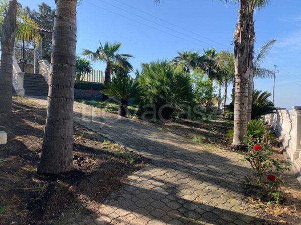 casa indipendente in vendita a Belpasso