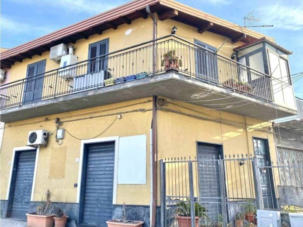 casa indipendente in vendita a Belpasso