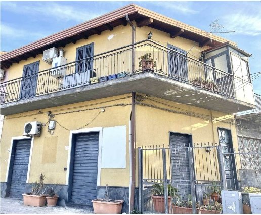 casa indipendente in vendita a Belpasso