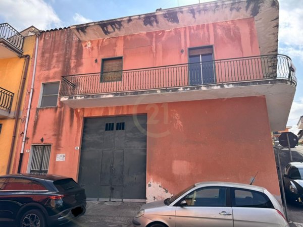 casa indipendente in vendita a Belpasso
