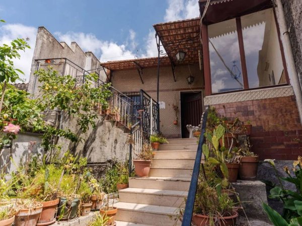 casa indipendente in vendita a Belpasso