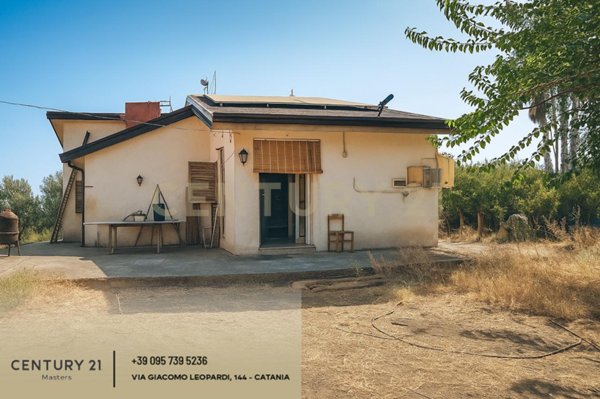 casa indipendente in vendita a Belpasso