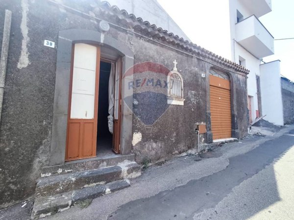 casa indipendente in vendita a Belpasso