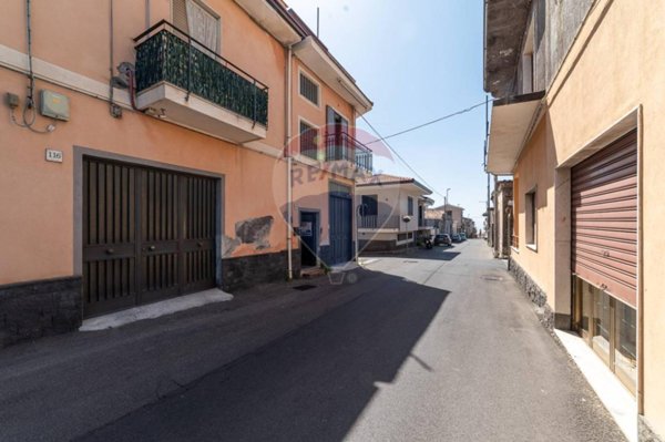 casa indipendente in vendita a Belpasso