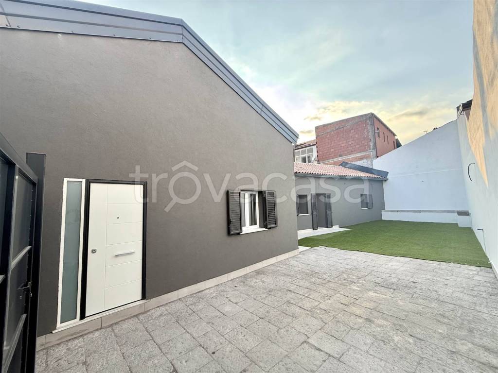 casa indipendente in vendita a Belpasso