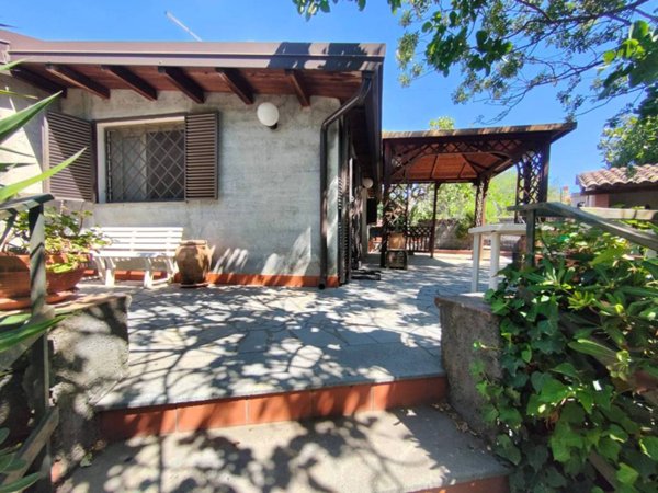 casa indipendente in vendita a Belpasso