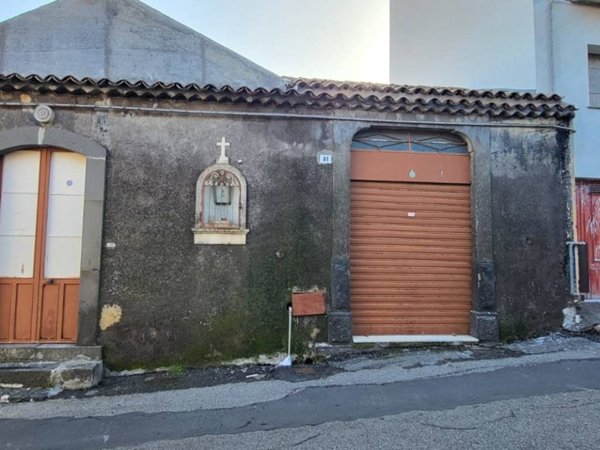 casa indipendente in vendita a Belpasso