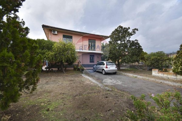 casa indipendente in vendita a Belpasso