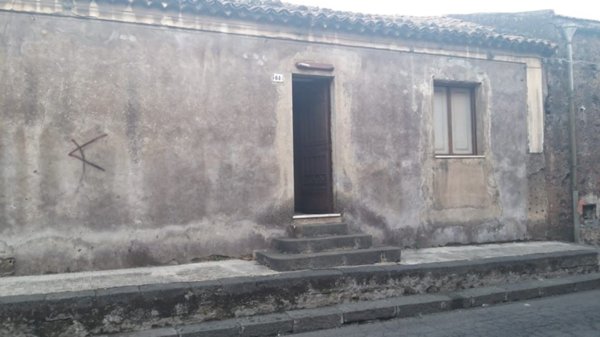 casa indipendente in vendita a Belpasso