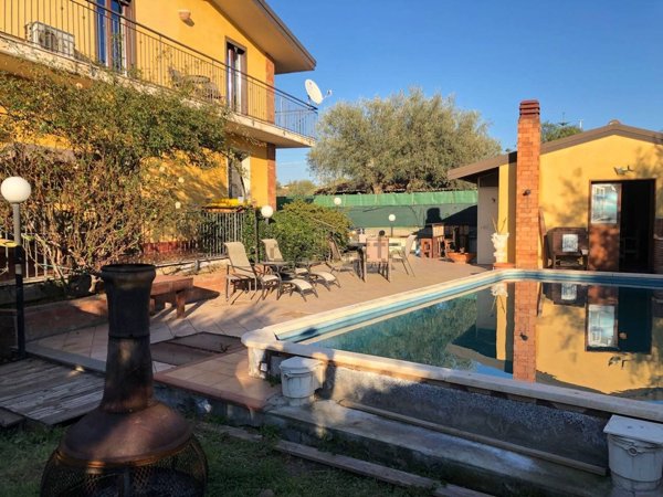 casa indipendente in vendita a Belpasso