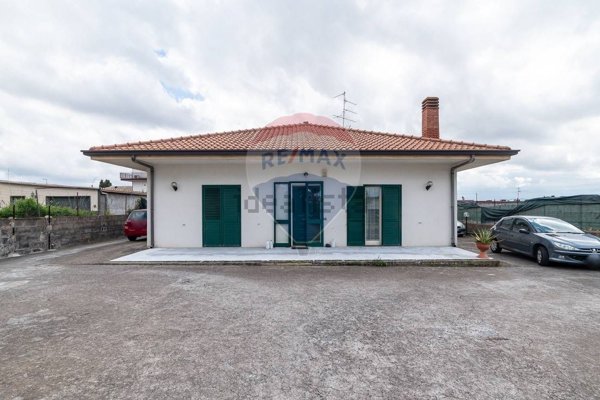 casa indipendente in vendita a Belpasso