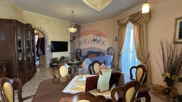 appartamento in vendita a Belpasso in zona Piano Tavola