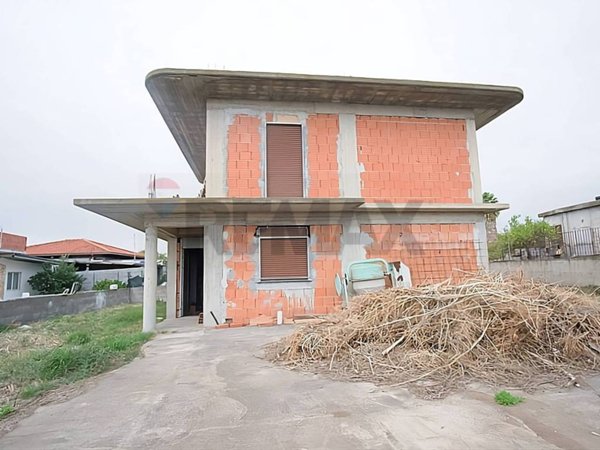 casa indipendente in vendita a Belpasso in zona Piano Tavola