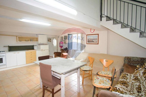 casa indipendente in vendita a Belpasso