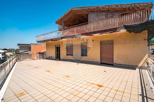 locale commerciale in vendita a Belpasso