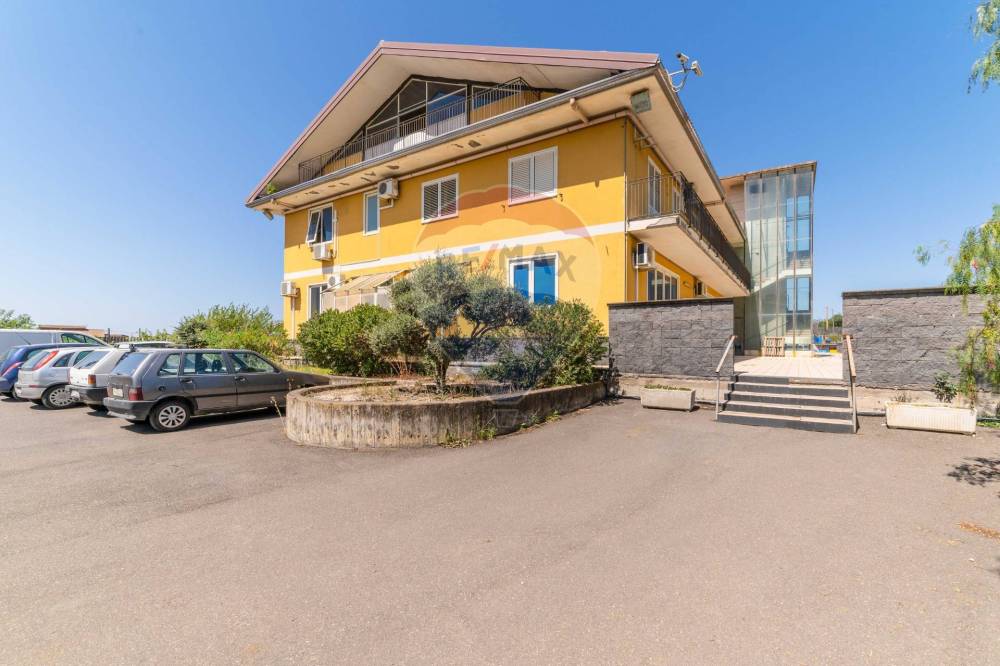 capannone in vendita a Belpasso