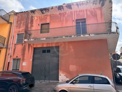 casa indipendente in vendita a Belpasso