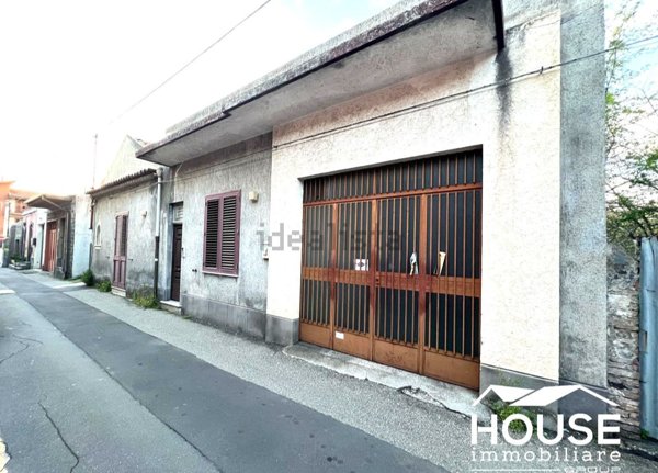 casa indipendente in vendita a Belpasso