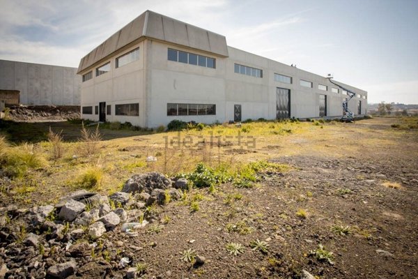 capannone in vendita a Belpasso in zona Piano Tavola