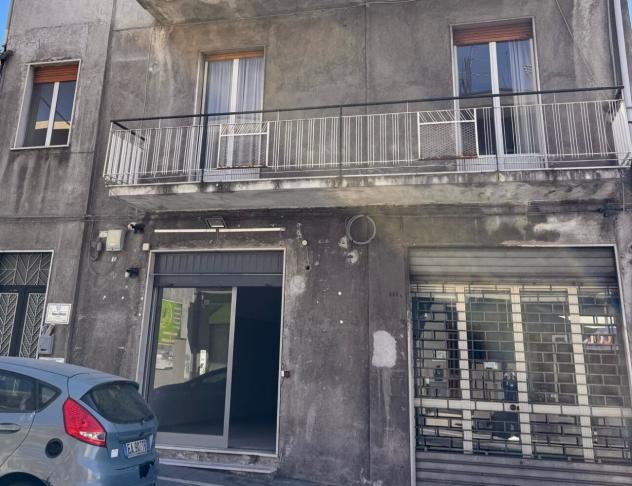 negozio in vendita a Belpasso