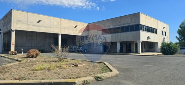 capannone in vendita a Belpasso