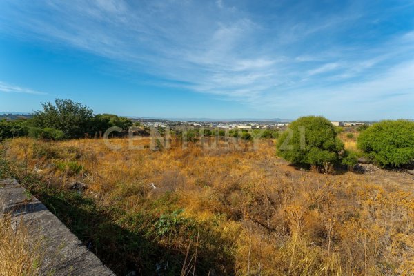 capannone in vendita a Belpasso
