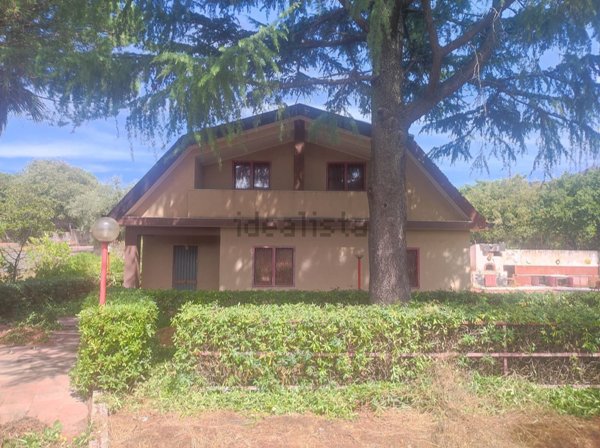 casa indipendente in vendita a Belpasso