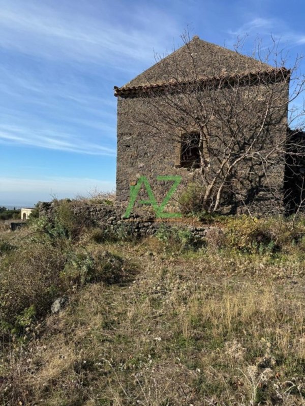 casa indipendente in vendita a Belpasso