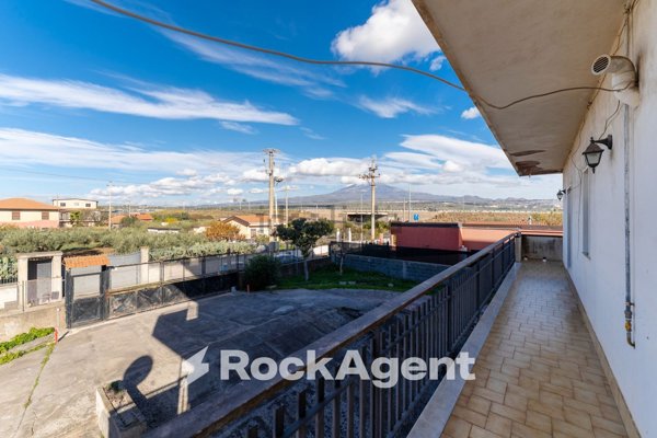 appartamento in vendita a Belpasso in zona Piano Tavola