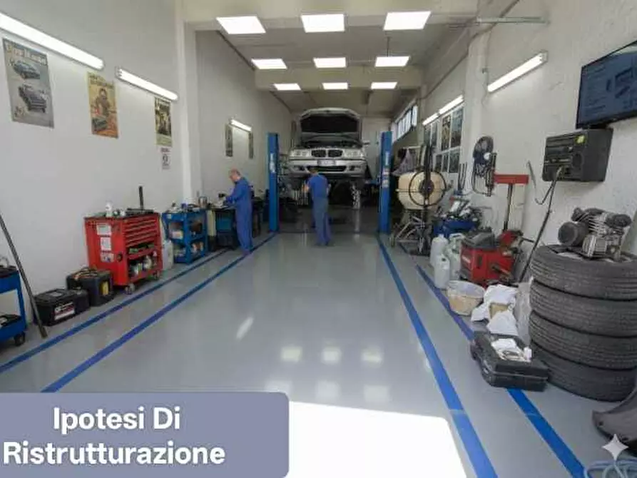 locale commerciale in vendita a Belpasso in zona Piano Tavola